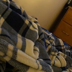 Meet your Posher, Peter